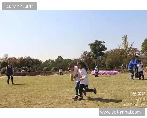 巴西足球明星情侣:从绿茵场到生活舞台的爱情故事 巴西足球明星情侣:从绿茵场到生活舞台的爱情故事